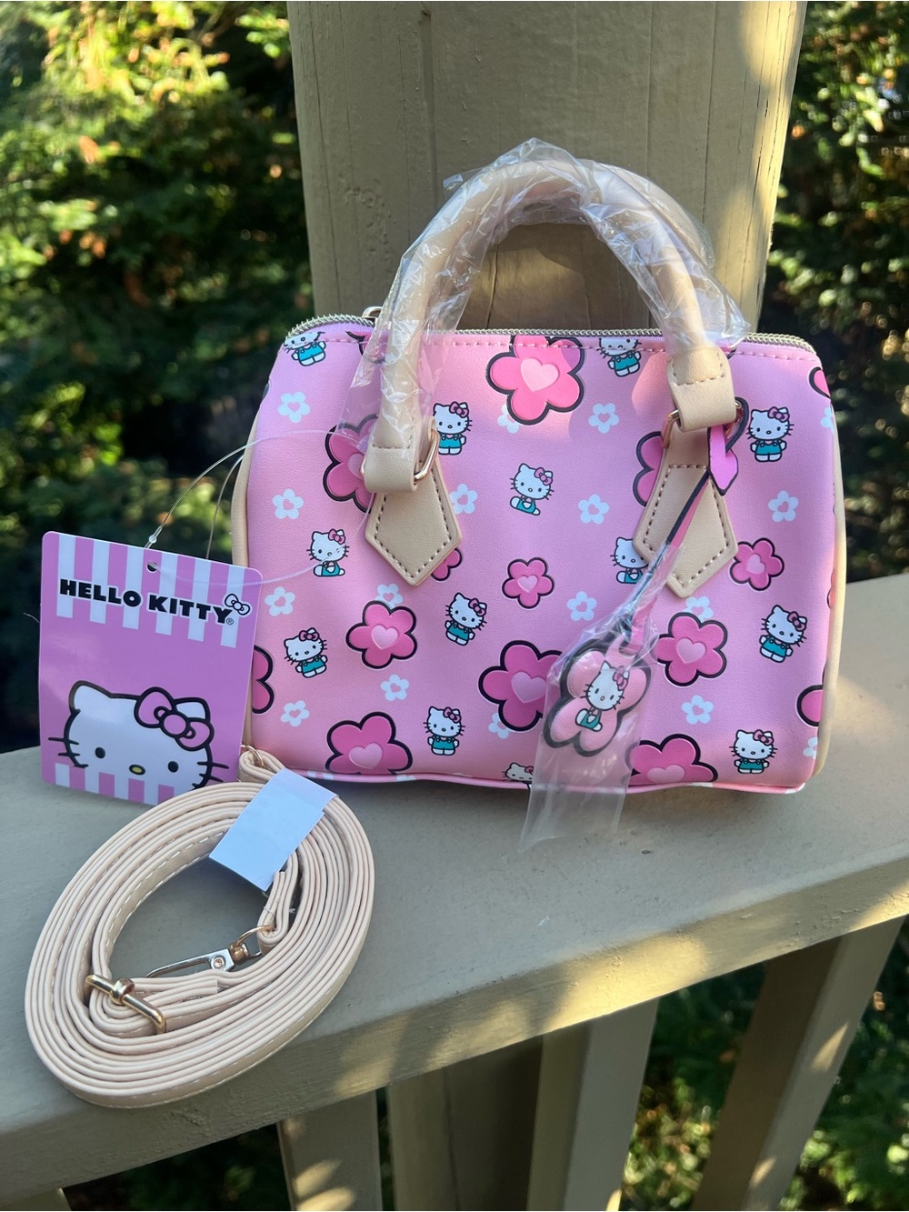 PINK HELLO KITTY SPEEDY BAG